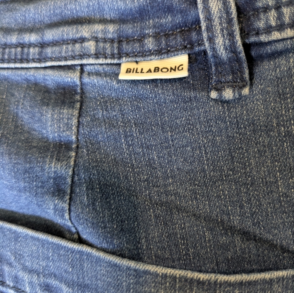 Billabong Women's Free Fall Cropped Jeans - Picture 6 of 11